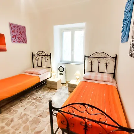 Atelier Terenzio, 24h Check In דירה ליקאטה